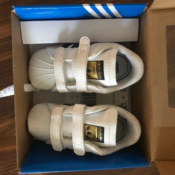 Infant Adidas crib shoes - Picture 4 of 5